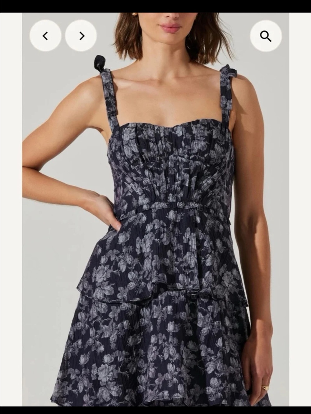Astr the Label- Mellorie Floral Tiered Maxi Dress size Small - Picture 7 of 12